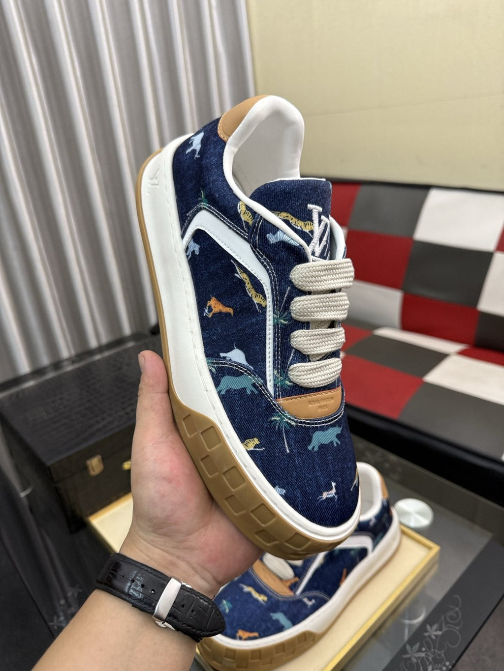 Louis Vuitton Patterned Low-Top Sneakers — model